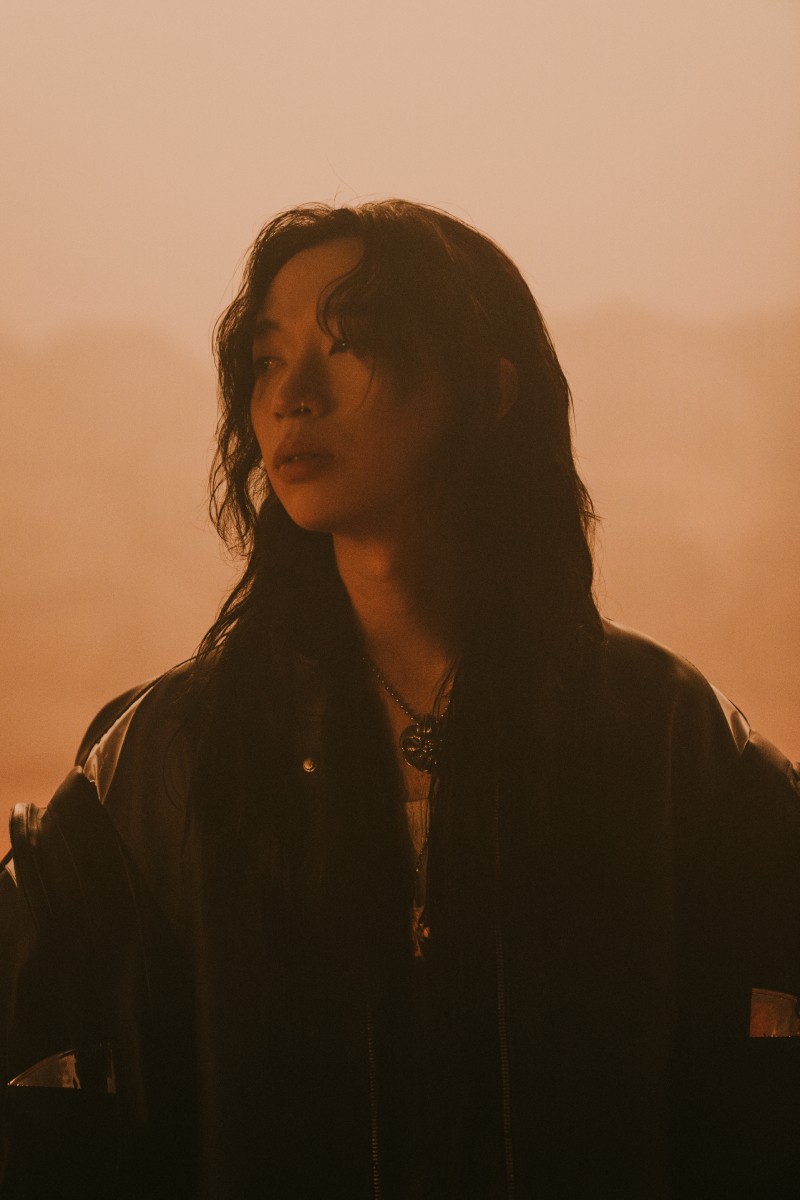 獻離世友人的情書！亞裔創作才子 keshi 新輯《Requiem》釋出！