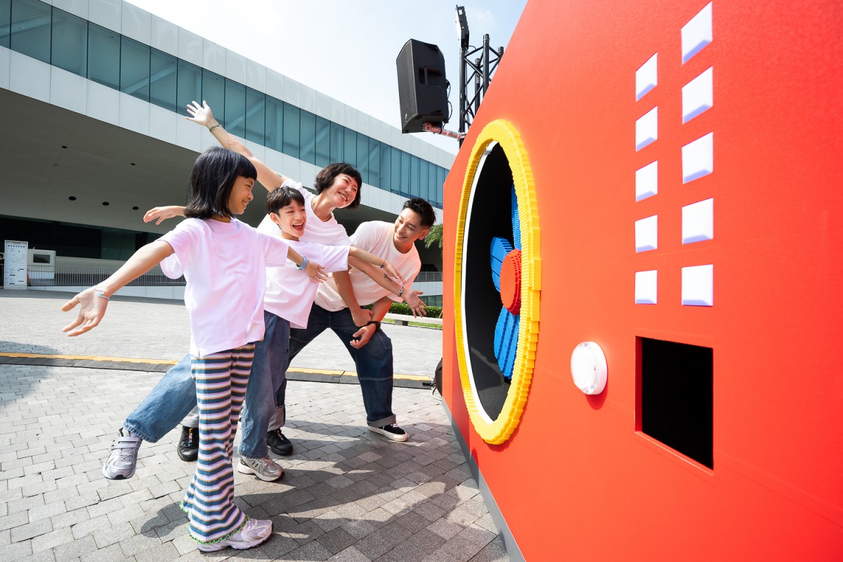 樂高®「玩心放大招」體驗活動首度移師高雄衛武營快閃 24 天！9 米樂高人偶現身、4 大關卡＆加碼活動一次看