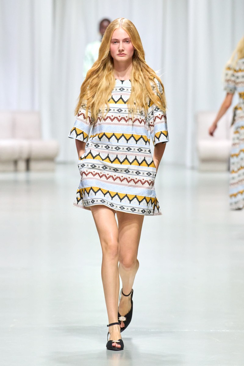 Kiwi 李函、李玉璽親身演繹！LEONARD PARIS 2025 春夏系列登場！