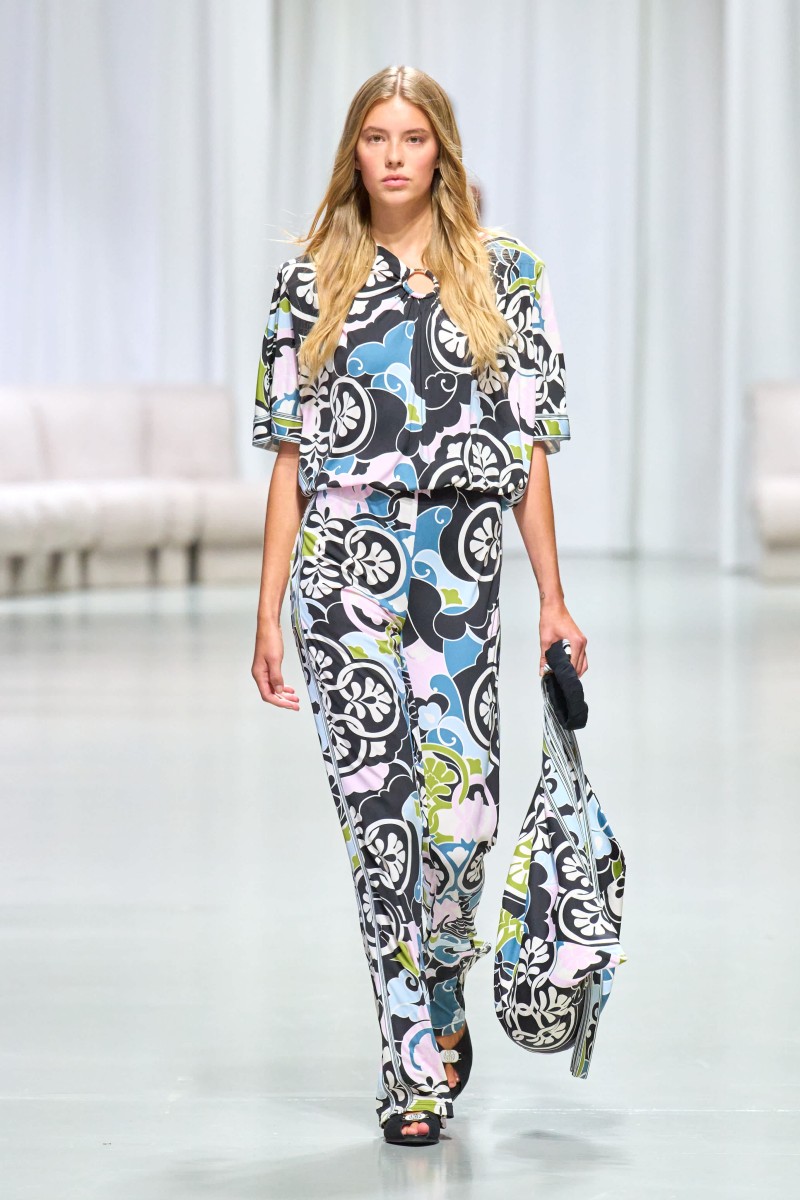 Kiwi 李函、李玉璽親身演繹！LEONARD PARIS 2025 春夏系列登場！