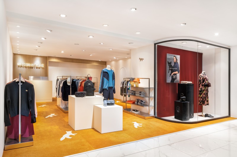 實在太好逛！Maison Kitsuné 全新店面推出限定好禮 居然還有 Kihara 聯名商品！