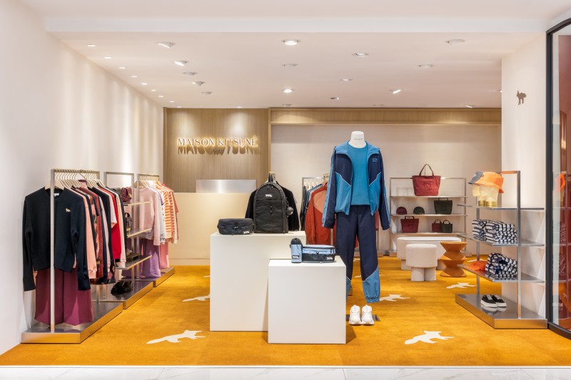 實在太好逛！Maison Kitsuné 全新店面推出限定好禮 居然還有 Kihara 聯名商品！