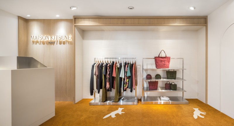 實在太好逛！Maison Kitsuné 全新店面推出限定好禮 居然還有 Kihara 聯名商品！