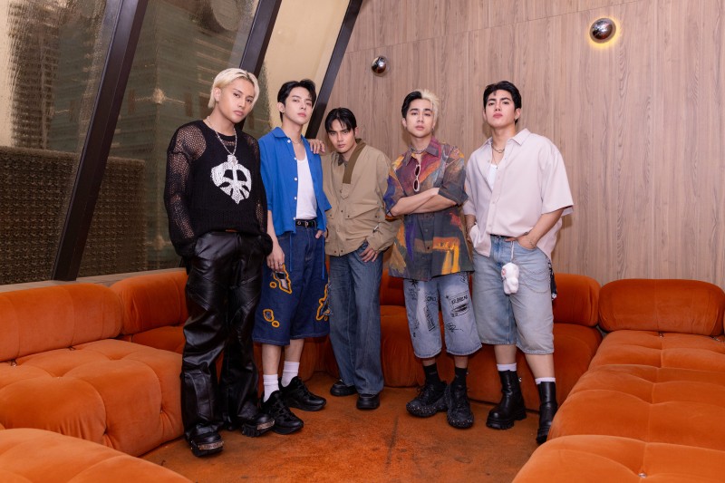 坐擁破億神曲〈GENTO〉的菲律賓男團 SB19 來了！自爆團內身材最好的成員是「他」！