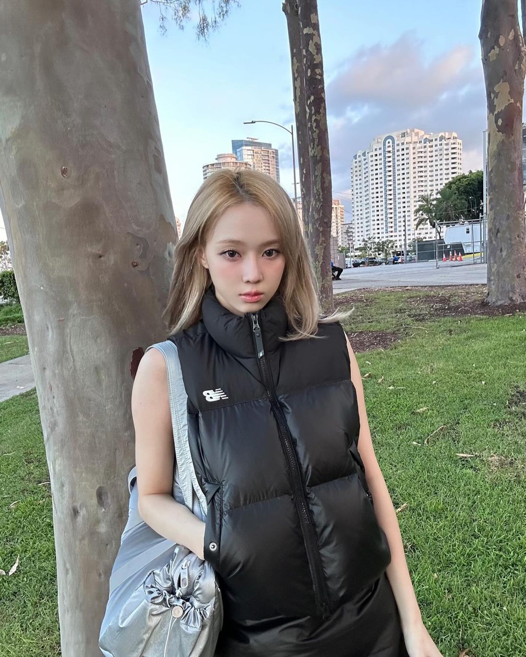 絕美形象照曝光！aespa Winter 成為 New Balance 韓國代言人！網：我還不買爆！