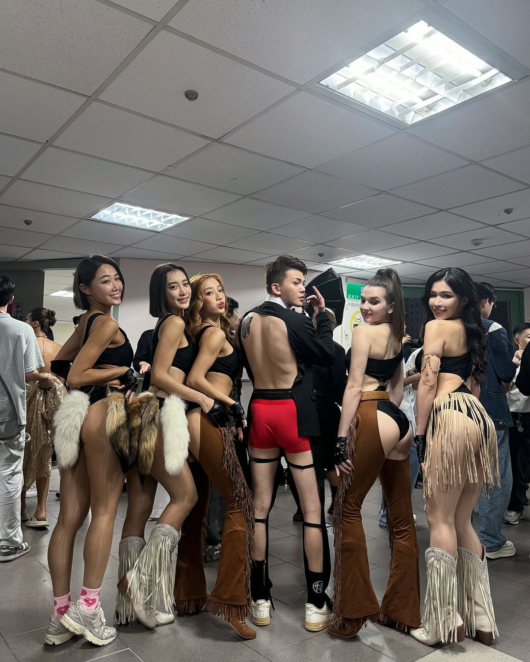 直言不是在做效果！孫生 Threads 爆家寧詭異行徑遭轟蹭熱度，反擊是要大家集氣關心！