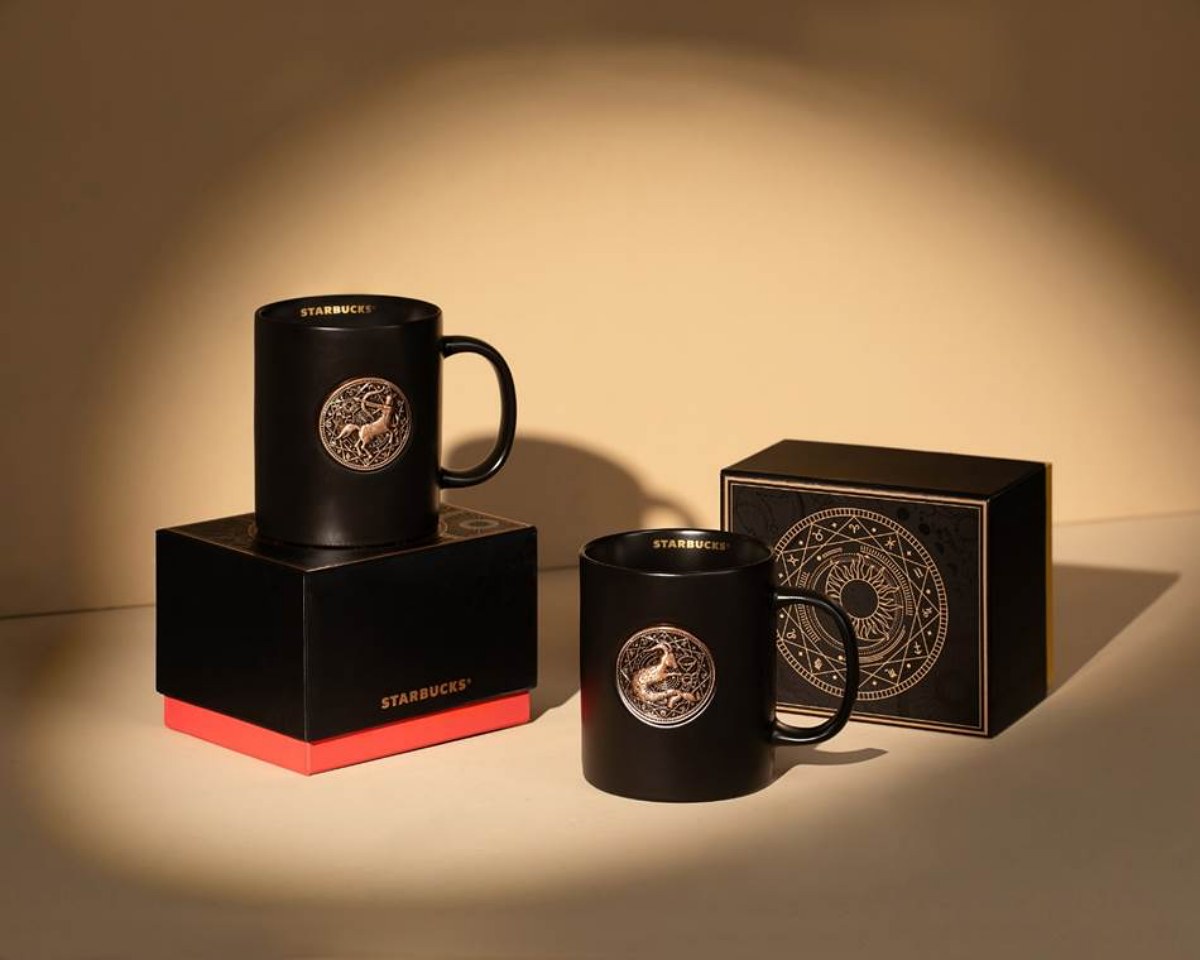 半價喝星巴克「太妃核果那堤」！2025聖誕嘉年華新品：蝴蝶餅可可燕麥那堤、STANLEY 聯名系列