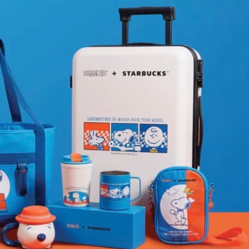 史努比粉絲快集合！星巴克聯手史努比推出限量系列，俏皮大頭杯到時尚行李箱，樣樣都必收！
