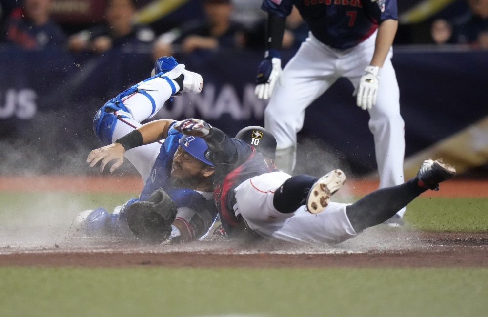 打線被全面封鎖！中華隊 1：3 不敵日本，12 強苦吞首敗！