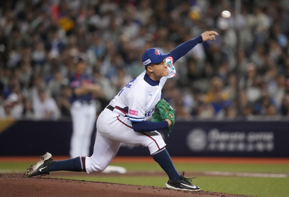 打線被全面封鎖！中華隊 1：3 不敵日本，12 強苦吞首敗！