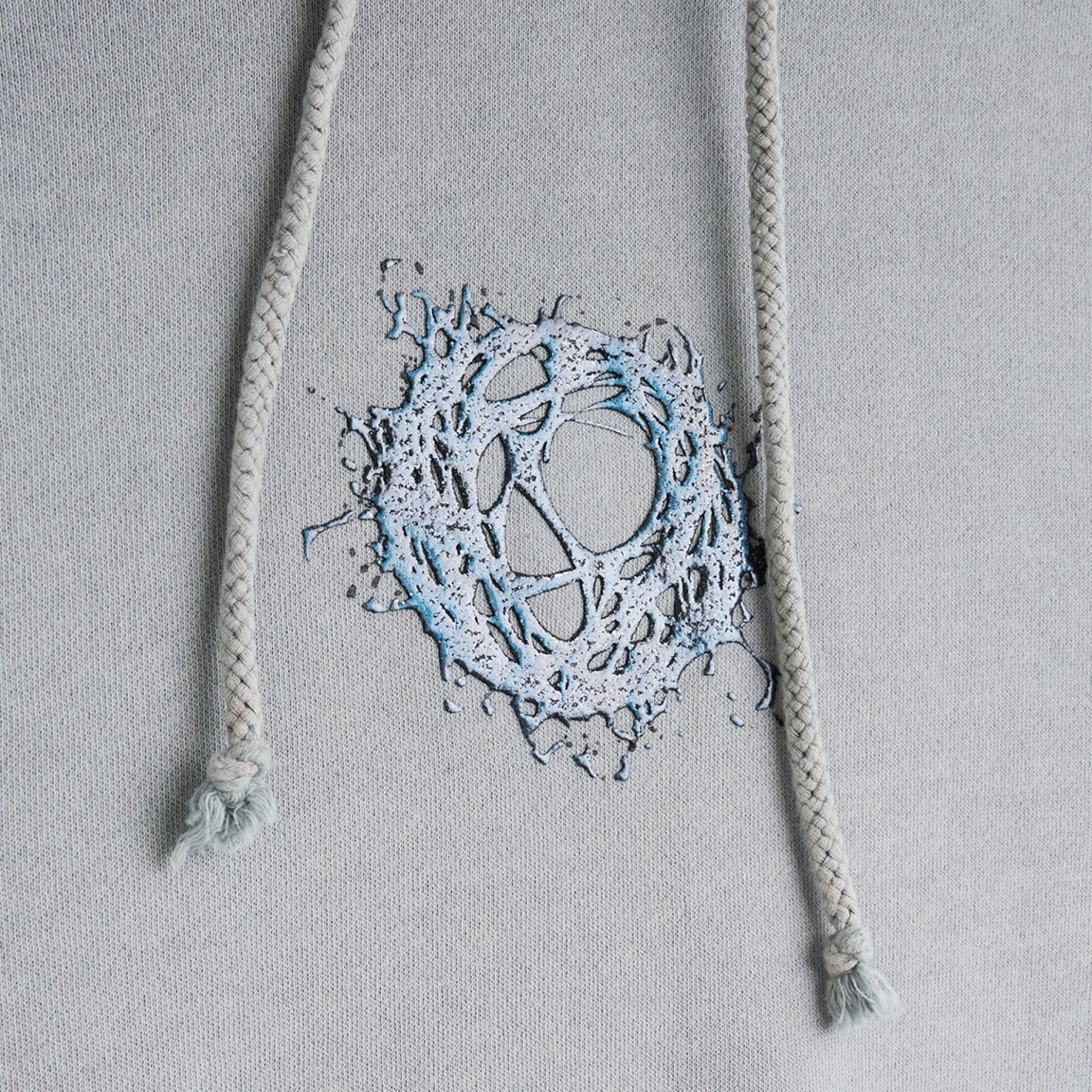 《奧術》推出超勸敗周邊，艾克定情項鍊、1/7 吉茵珂絲模型以及與 BBC 聯名的限量膠囊系列！