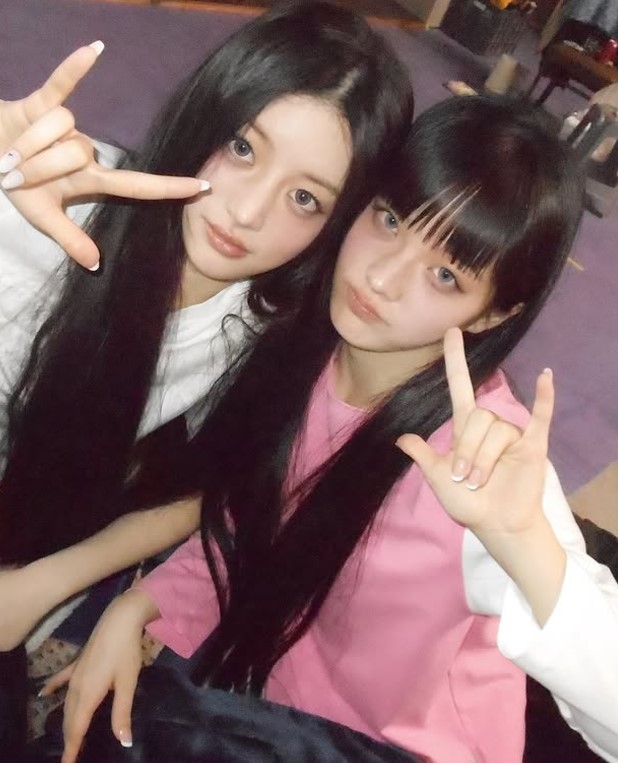 ILLIT 奪下 MAMA 女子新人獎！YUNAH 哽咽向成員喊話「真的辛苦了」