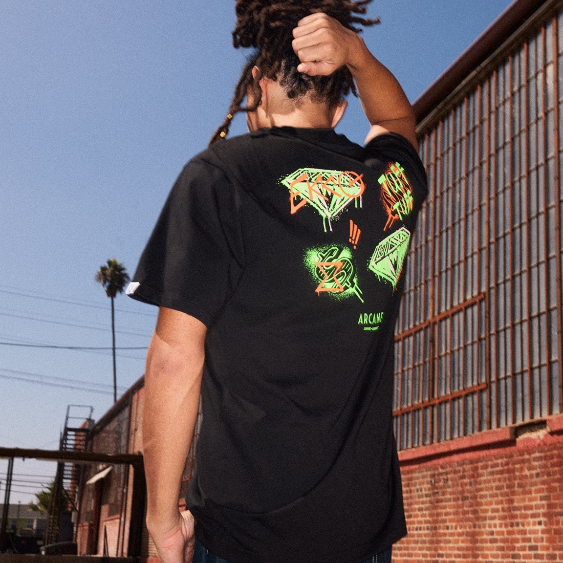 《奧術》推出超勸敗周邊，艾克定情項鍊、1/7 吉茵珂絲模型以及與 BBC 聯名的限量膠囊系列！