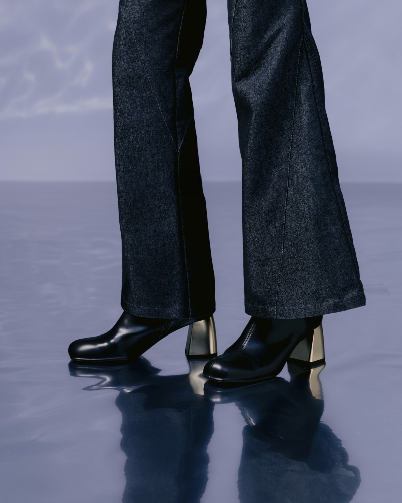甜美、酷帥風格一次「拿捏」！CHARLES & KEITH 冬日限定系列讓你輕鬆掌握 Y3K Style！