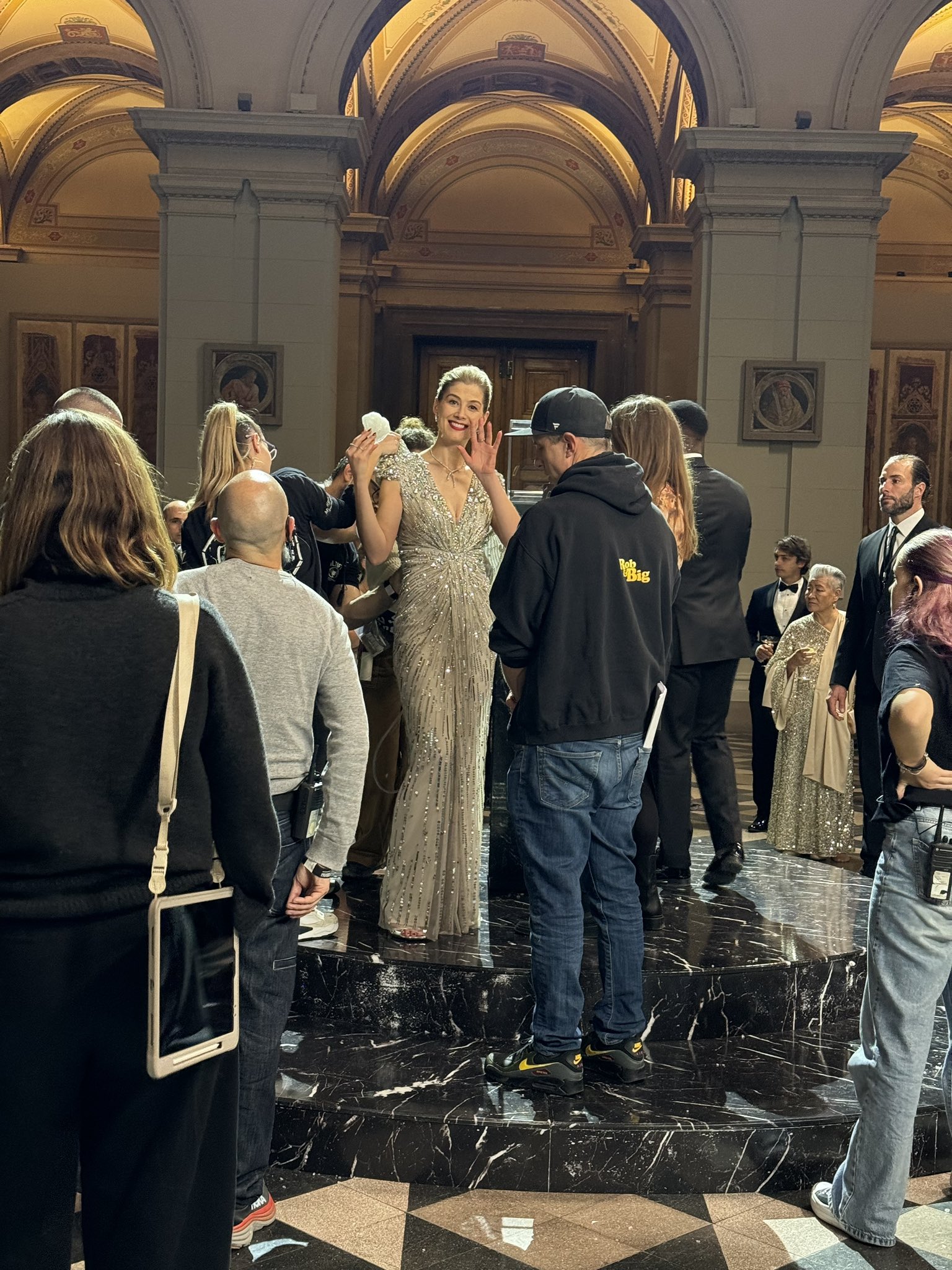 原班四騎士確認回歸！《出神入化3》官方曝花絮確認續集上映日期！