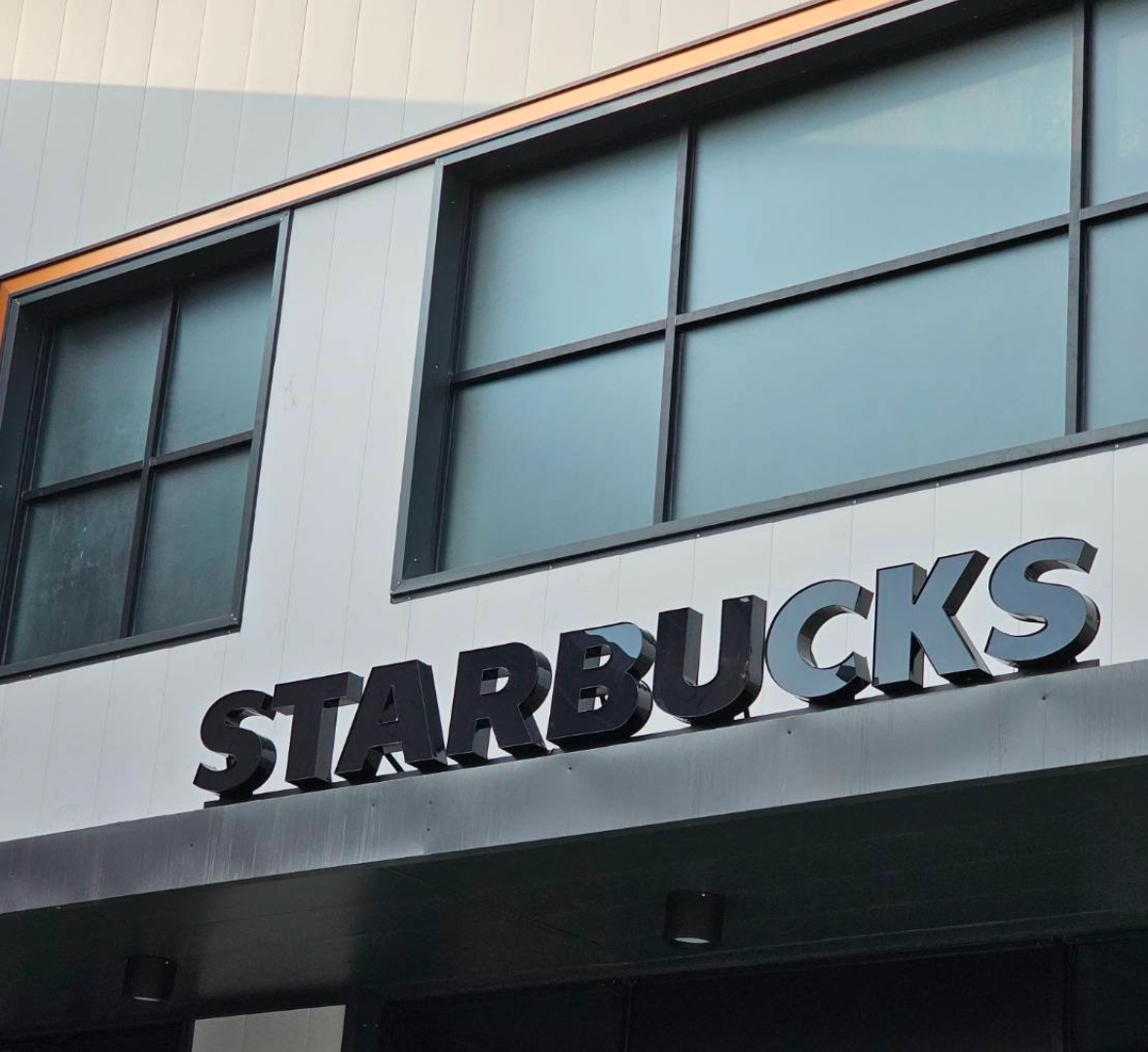 取消買一送一！星巴克新CEO打算「這樣」找回顧客