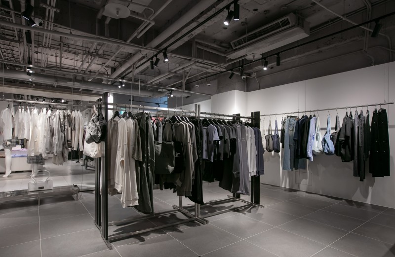 又一韓星愛牌來了！MATIN KIM 台灣首店於誠品生活南西登場！網：不用找代購了