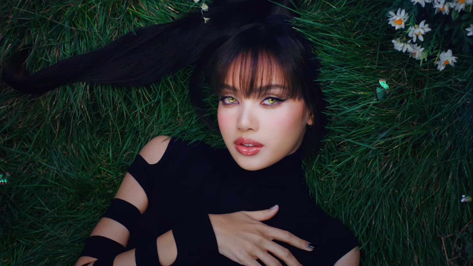 高雄見面會搶先曝光！BLACKPINK LISA 再曝全新歌曲預告！