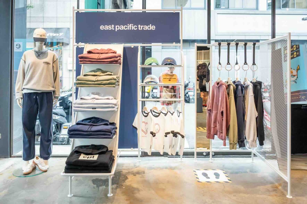 韓國超人氣品牌 EPT 正式登陸台灣開設快閃店，話題潮鞋和服飾一應俱全！