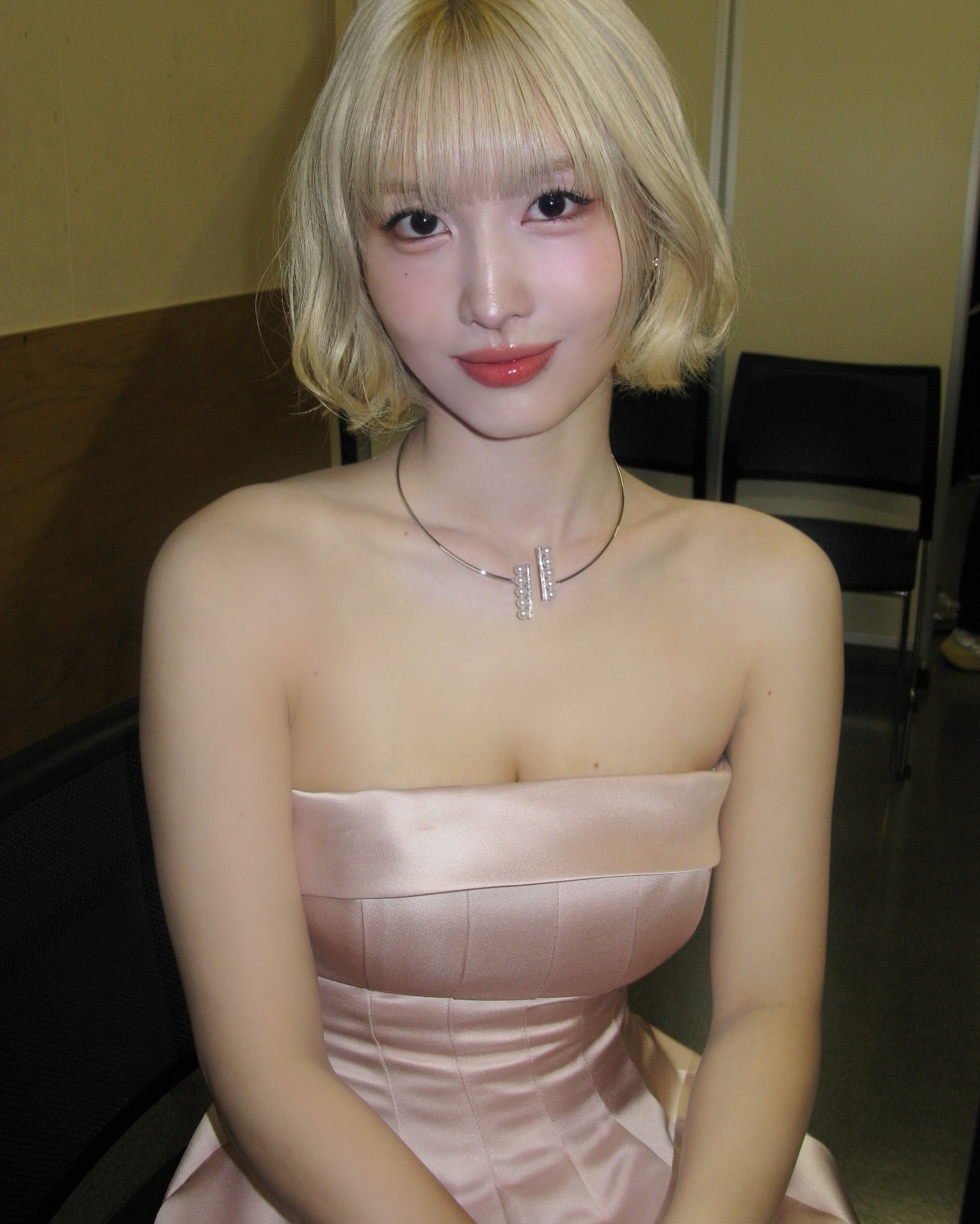 極顯白！韓女團秋冬髮色圖鑑：太妍、NewJeans、aespa 重回原生黑茶髮！