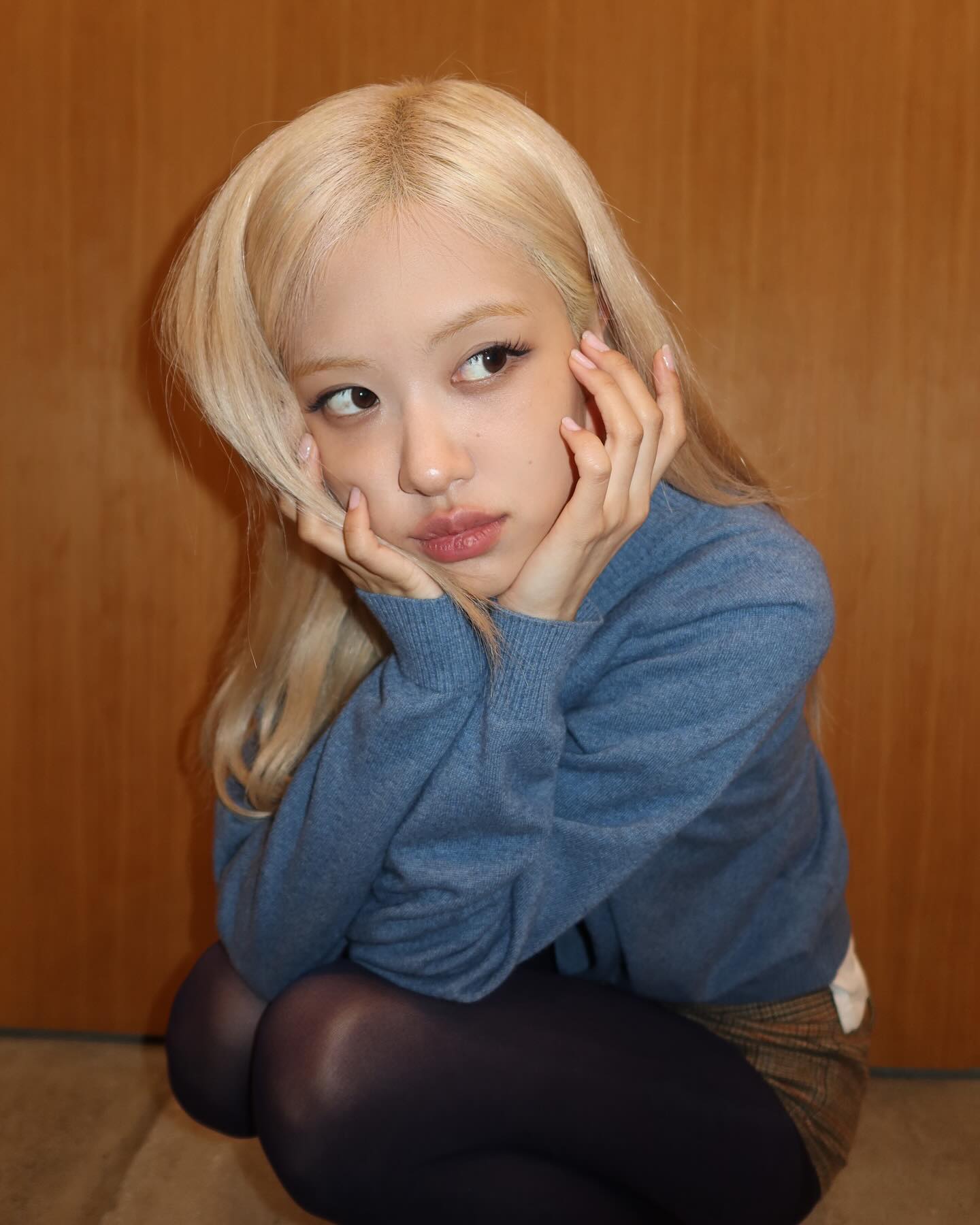 極顯白！韓女團秋冬髮色圖鑑：太妍、NewJeans、aespa 重回原生黑茶髮！