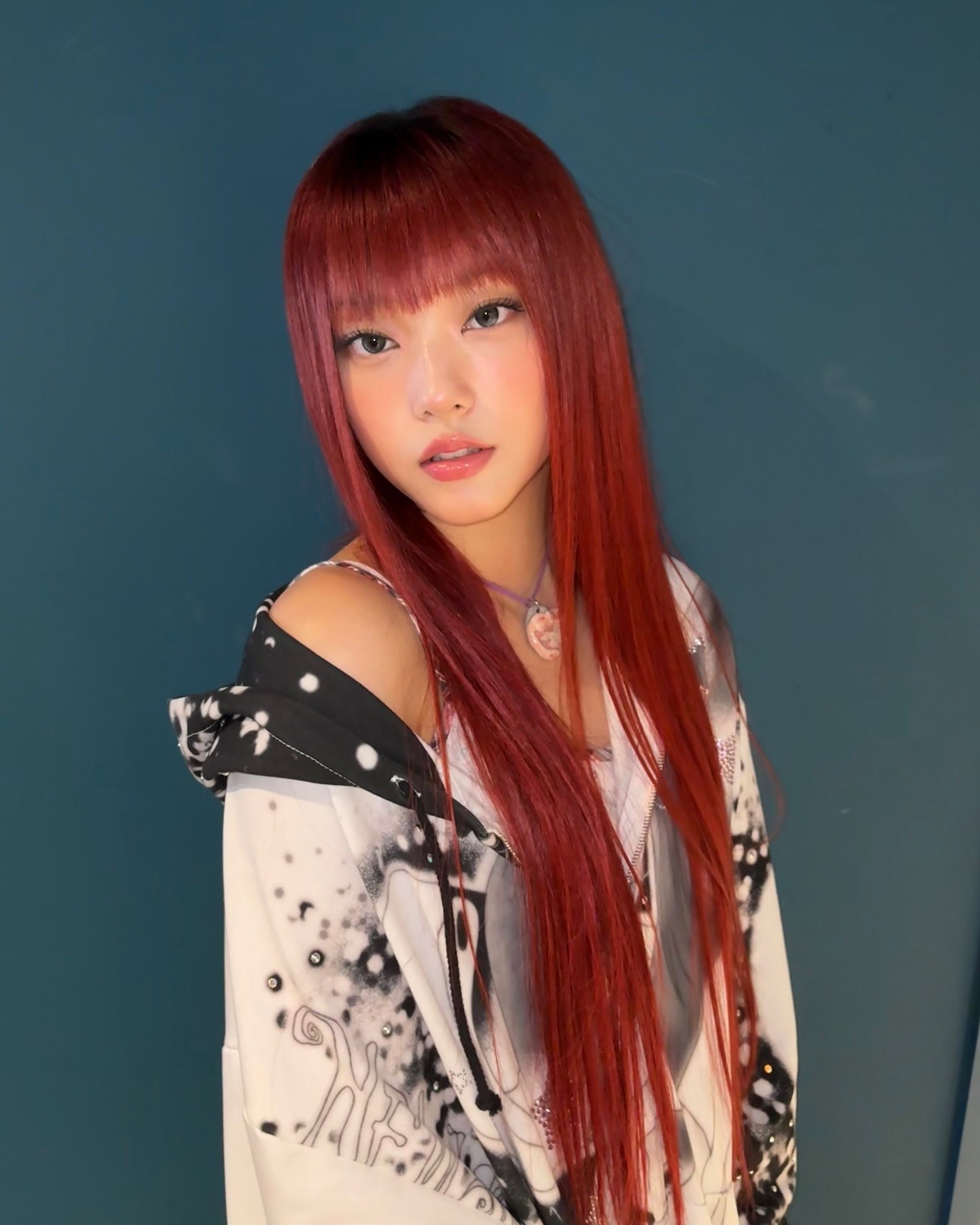 極顯白！韓女團秋冬髮色圖鑑：太妍、NewJeans、aespa 重回原生黑茶髮！