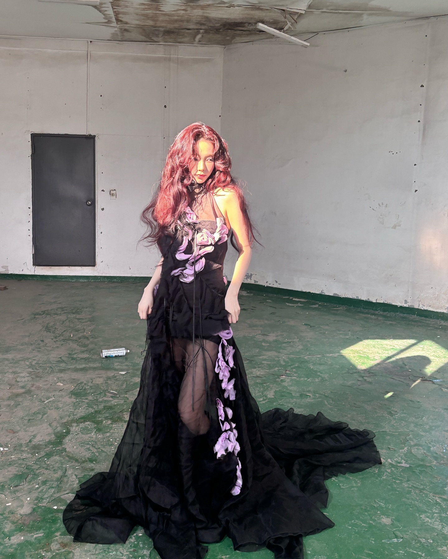 極顯白！韓女團秋冬髮色圖鑑：太妍、NewJeans、aespa 重回原生黑茶髮！