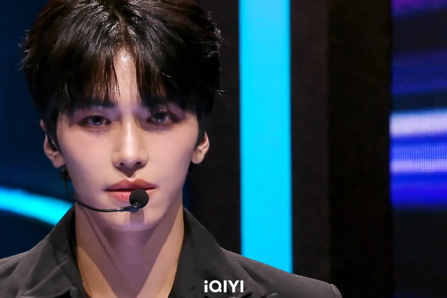 《星光閃耀的少年》狂霸榜首！愛奇藝國際版自製選秀綜藝熱度登頂，大家都在看！