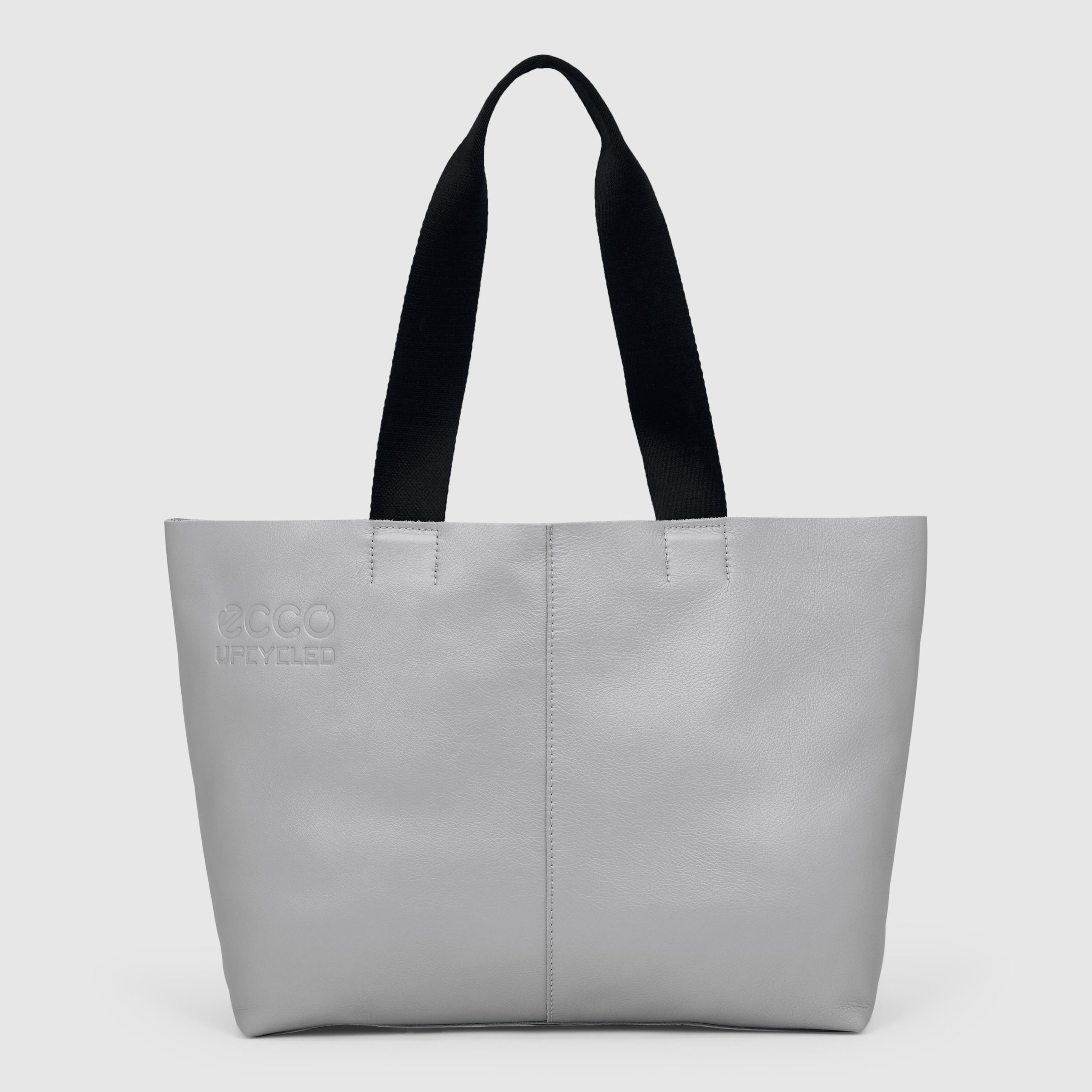 ECCO x White Mountaineering 重磅聯名，要征服山林更要擄獲街頭！