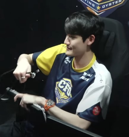 咖哥就是帥！盤點 Karsa 配戴過的名錶，總價值高達 1 億台幣？每一只都能買一套房！