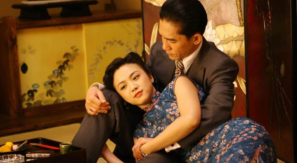 《色‧戒》2025 元旦重映！3 位影人映後再造巔峰：梁朝偉進軍好萊塢、湯唯摘下百想視后，李安將獲美國導演工會終身成就獎！