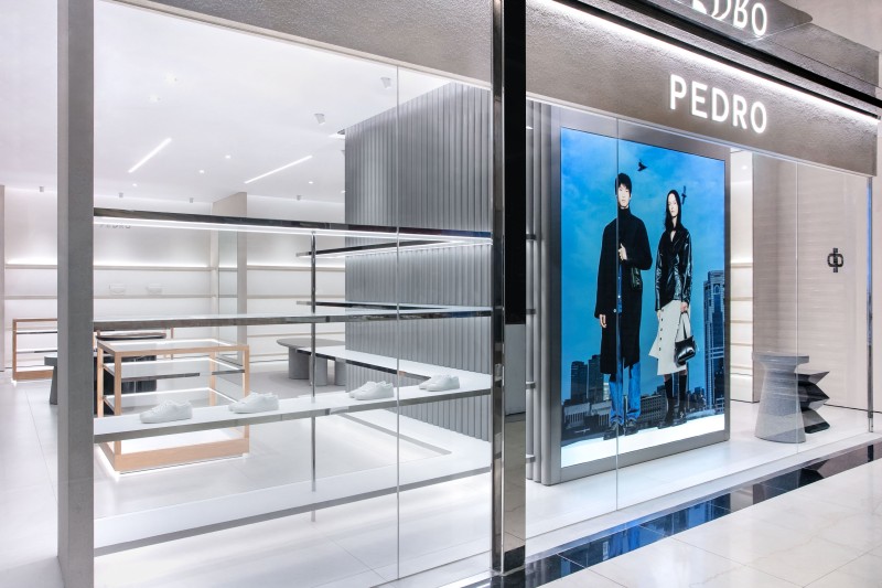 信義逛街點加一！PEDRO 新店來了！加碼推薦 4 大熱銷包款系列！