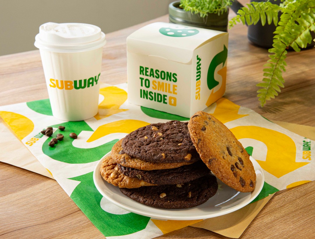 節慶派對必備！SUBWAY 軟餅乾限定盒＋牛雞雙拼潛艇堡，雙重美味一次滿足！