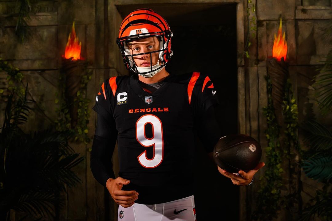 華納限量開賣《黑暗騎士》蝙蝠車！NFL 球星花一億元台幣成布魯斯韋恩