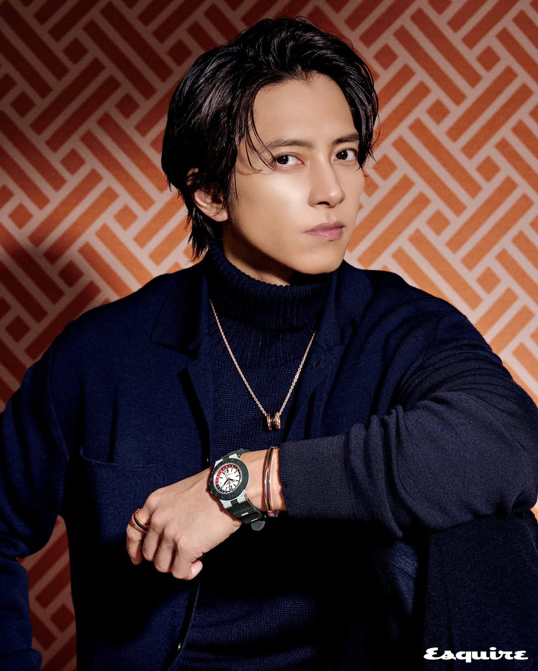 山 P 之亂！山下智久曬周杰倫演唱會世紀合照，寧夏夜市、松山機場接連引發騷動！