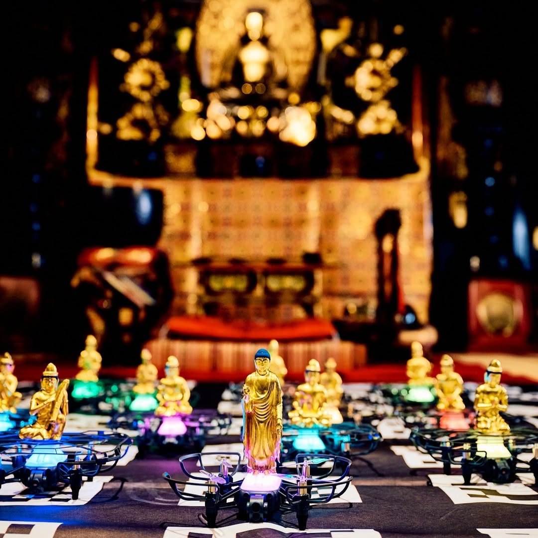 女僕陪你聊佛經？無人機佛祖念經？京都超狂寺廟挑戰宗教極限引熱議