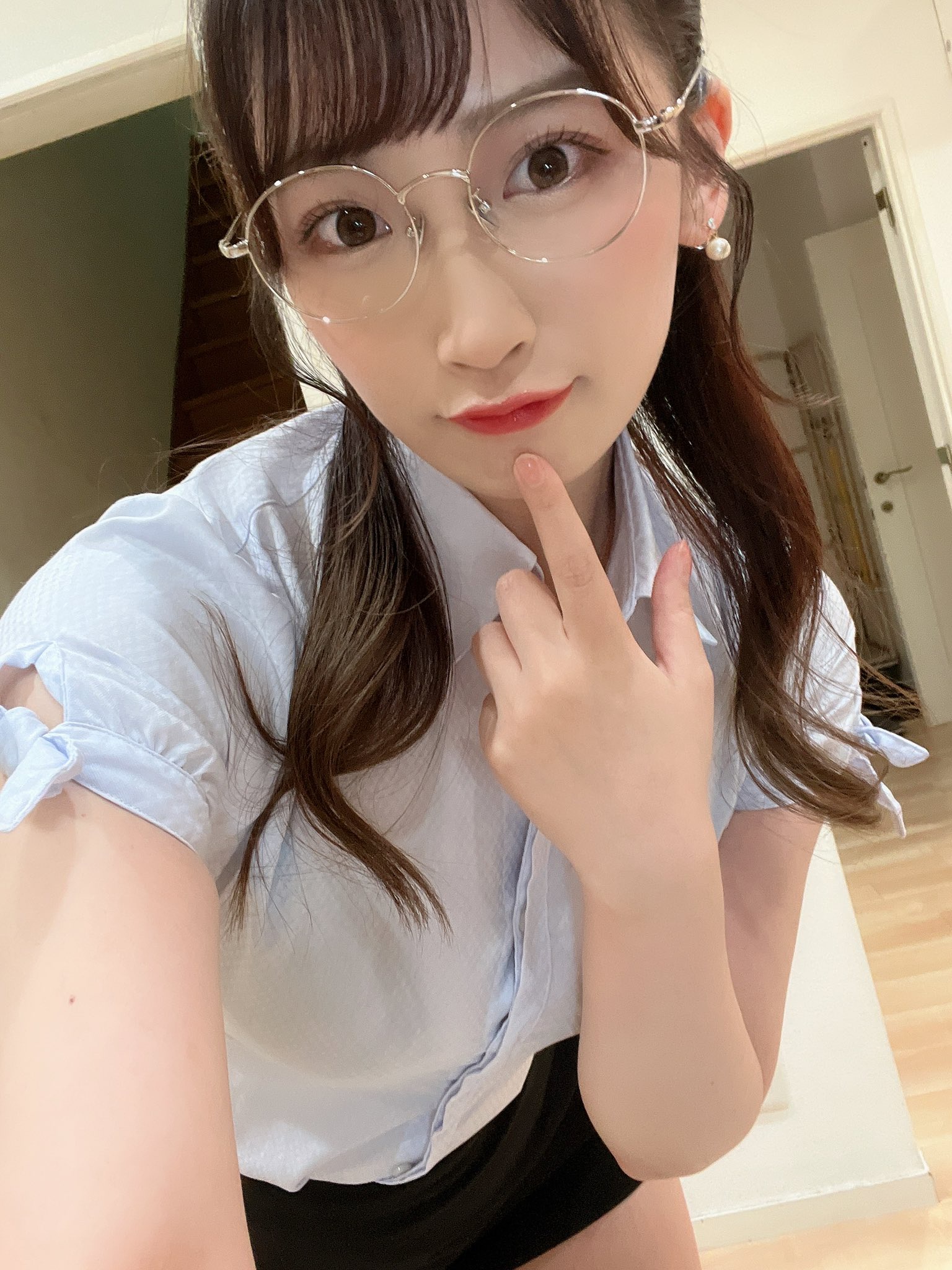 肉感 vs. 纖細怎麼選？日本 AV 女優美園和花近年消風一圈，胖瘦時期各擁粉絲支持！