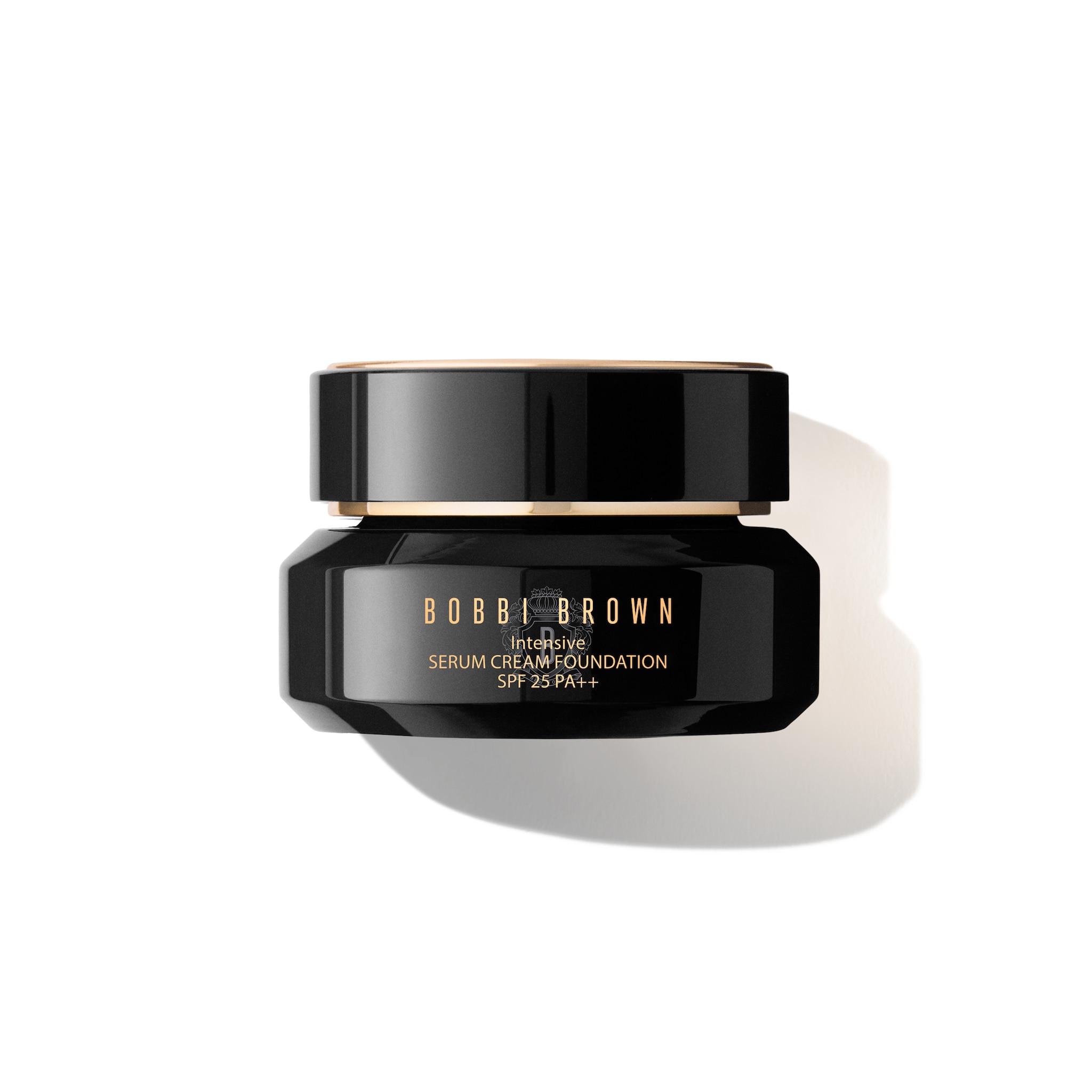 甩開沙漠乾肌惡夢～秋冬超服貼人氣專櫃粉霜TOP.9推薦：BOBBI BORWN太好用、RMK新品太驚艷！