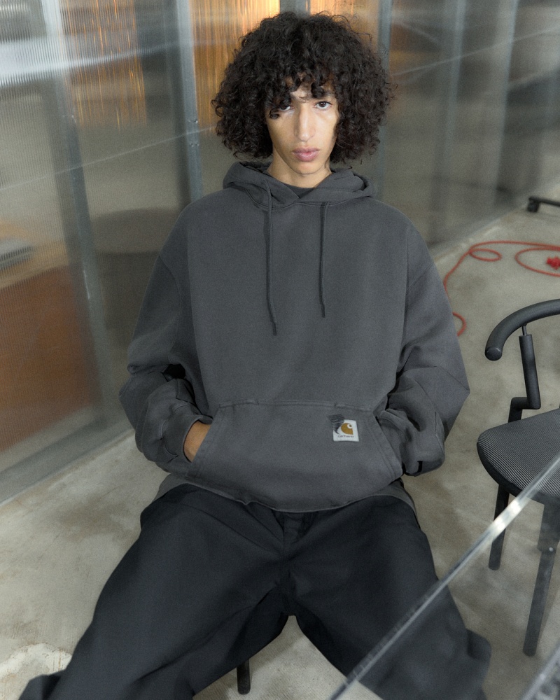 去年秒殺，今年不容再錯過！ INVINCIBLE® 再度攜手 Carhartt WIP 推出全新聯名系列，重塑經典工裝！