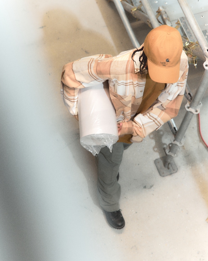 去年秒殺，今年不容再錯過！ INVINCIBLE® 再度攜手 Carhartt WIP 推出全新聯名系列，重塑經典工裝！