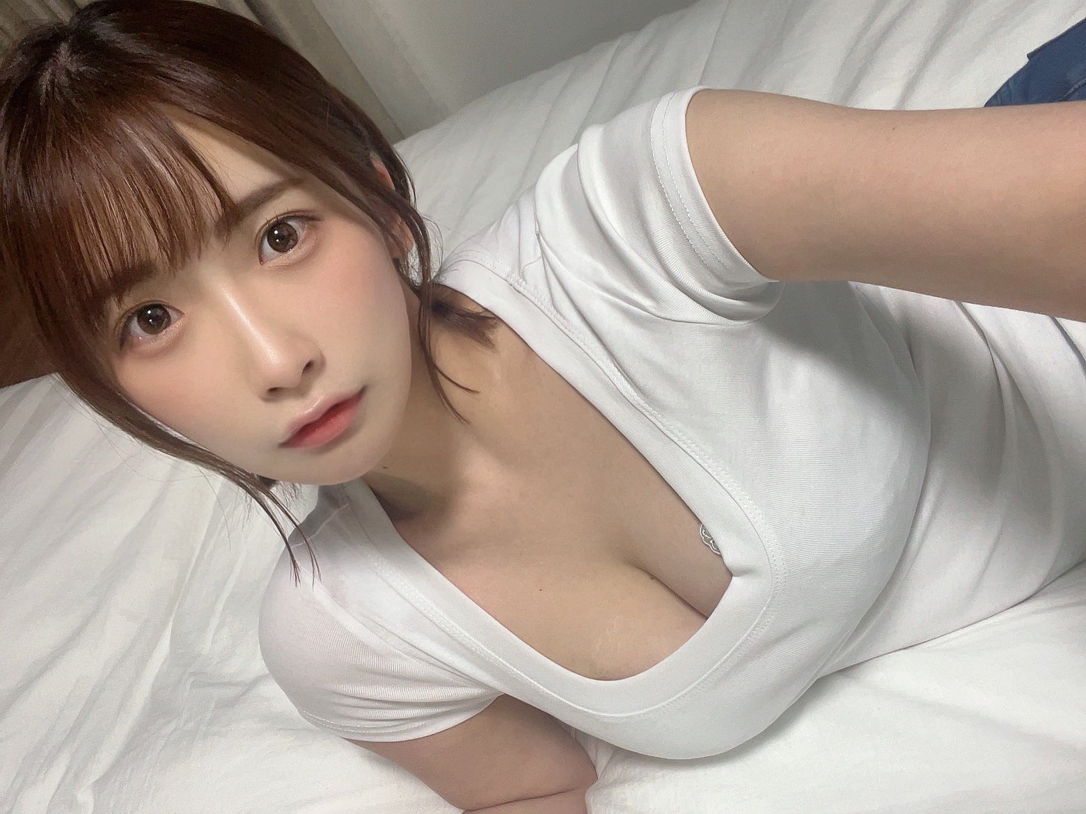肉感 vs. 纖細怎麼選？日本 AV 女優美園和花近年消風一圈，胖瘦時期各擁粉絲支持！