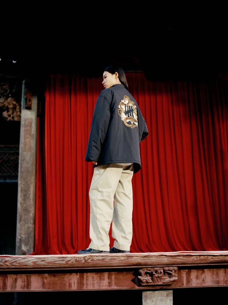 金蛇獻瑞，富貴延年！ UNDEFEATED 推出 “Long Live Golden Snake” 蛇年膠囊系列