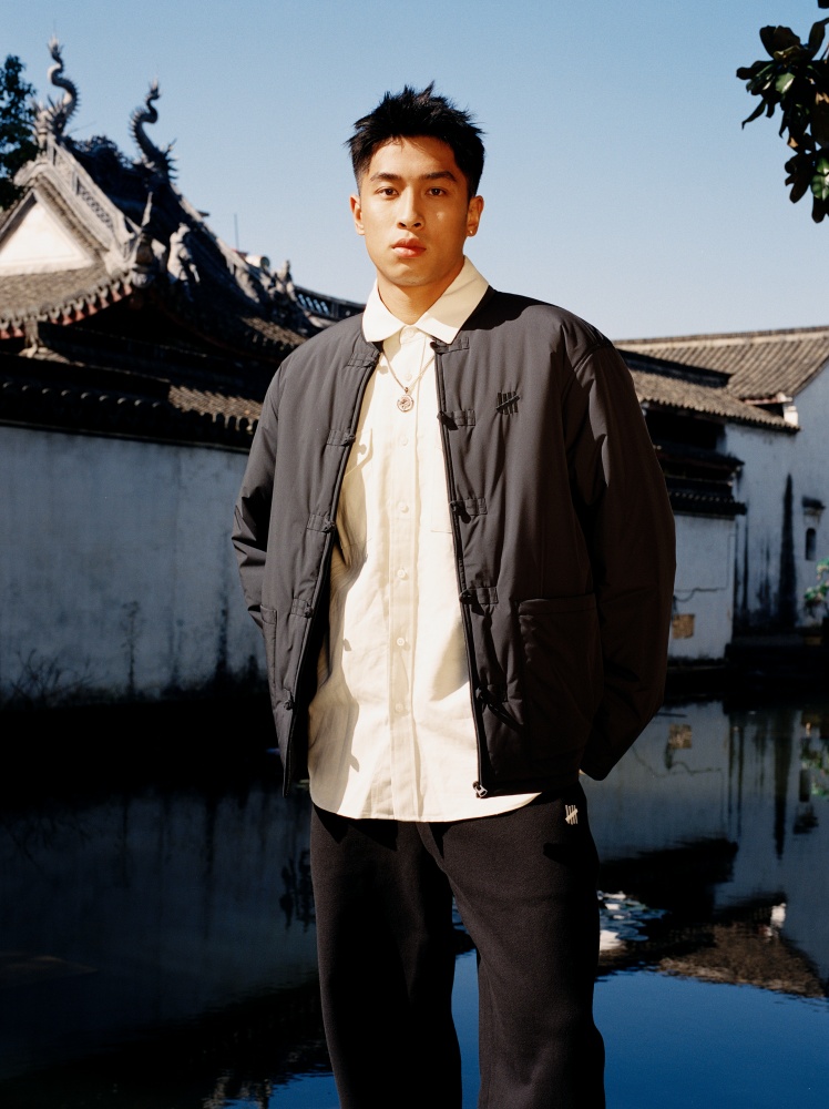 金蛇獻瑞，富貴延年！ UNDEFEATED 推出 “Long Live Golden Snake” 蛇年膠囊系列