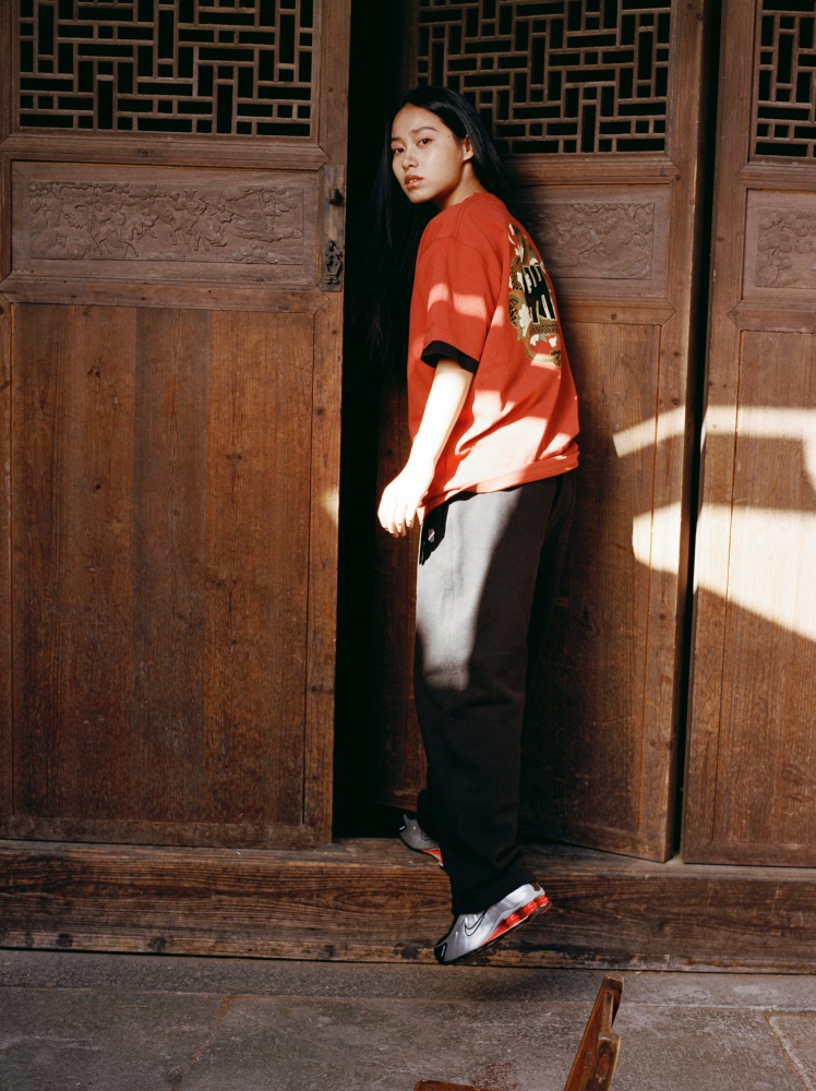 金蛇獻瑞，富貴延年！ UNDEFEATED 推出 “Long Live Golden Snake” 蛇年膠囊系列