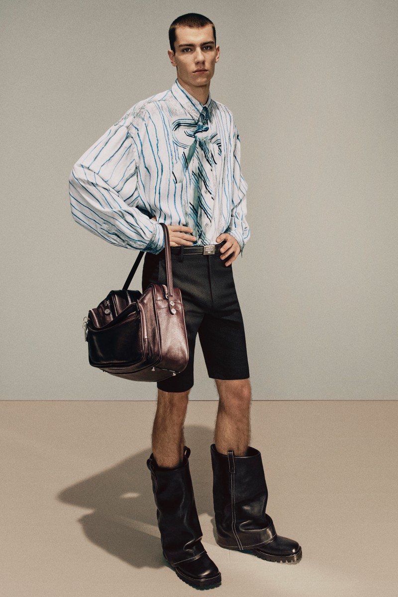 顛覆你對帥的認知！Acne Studios 2025 秋冬男裝登場！