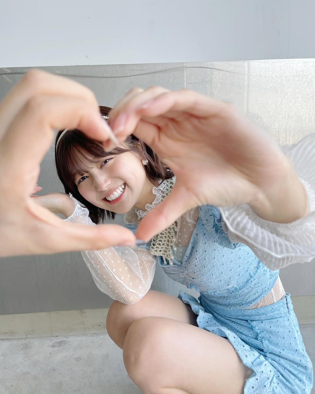 3 大性感女神加盟！情色漫改喜劇《寫真派對！》7 月開播，女團前任偶像同場尬戲比美！