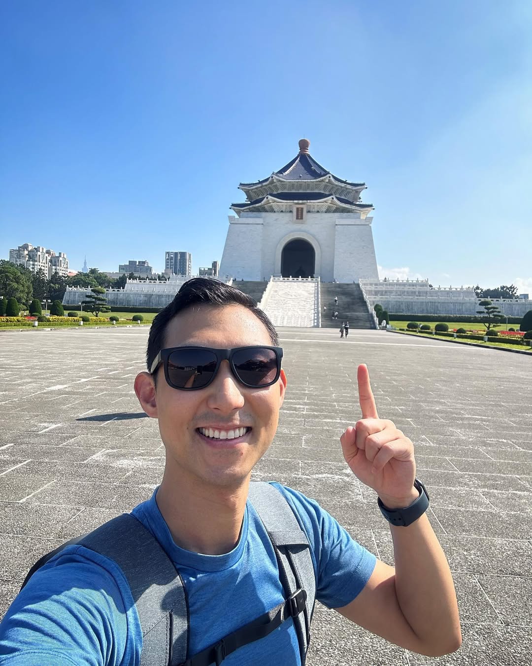 對面鄰居家被烈火吞沒！YouTuber 劉沛曝洛杉磯家周圍災情