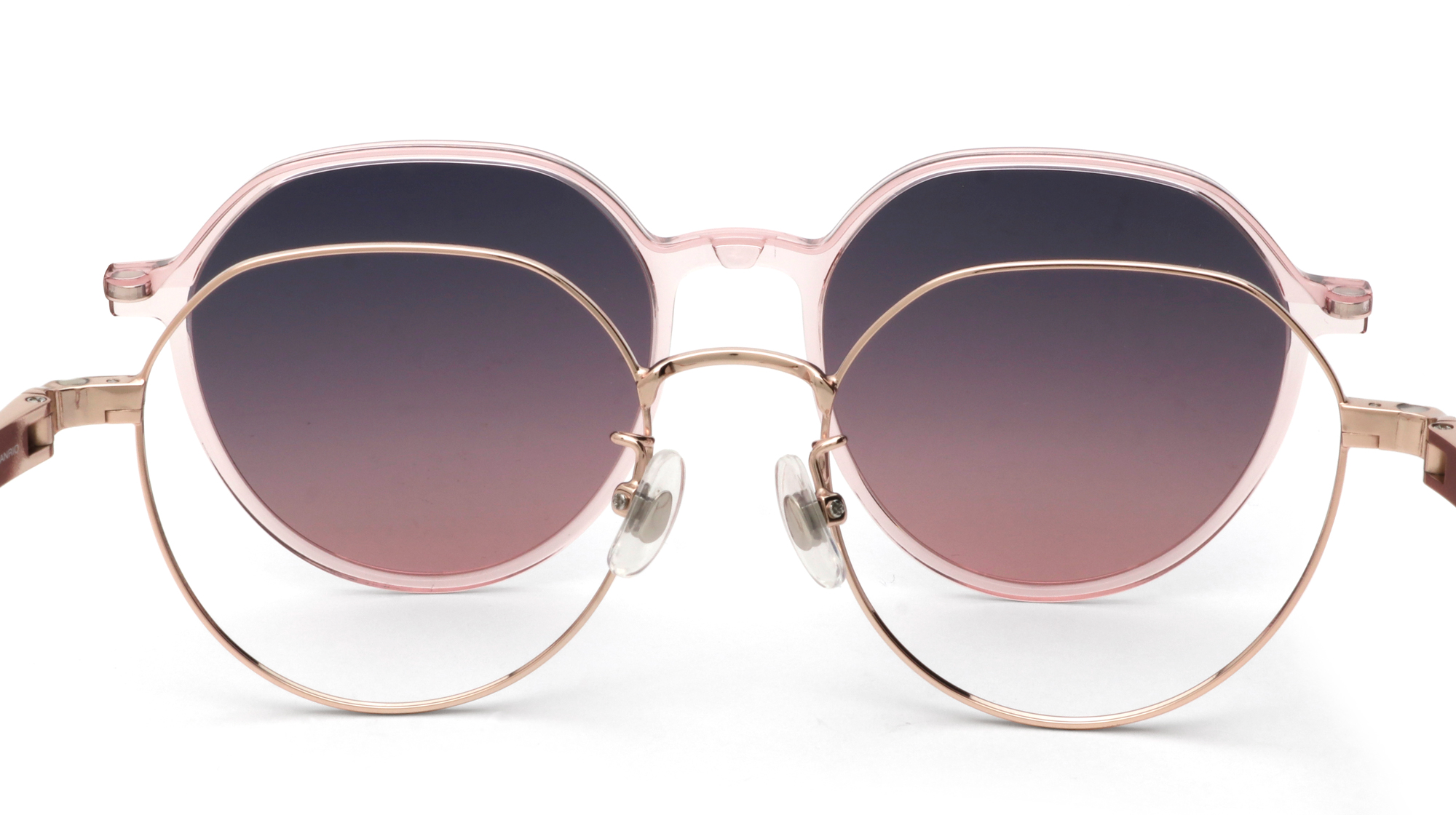 JINS又要搶破頭了！「三麗鷗聯名眼鏡系列」巨萌登場！美樂蒂、酷洛米、布丁狗、酷企鵝、大眼蛙跳上鏡框，伴你一同展望2025！