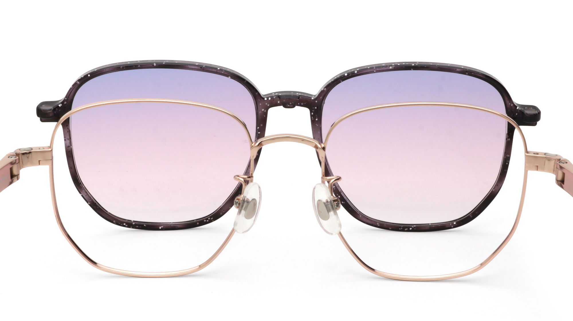 JINS又要搶破頭了！「三麗鷗聯名眼鏡系列」巨萌登場！美樂蒂、酷洛米、布丁狗、酷企鵝、大眼蛙跳上鏡框，伴你一同展望2025！