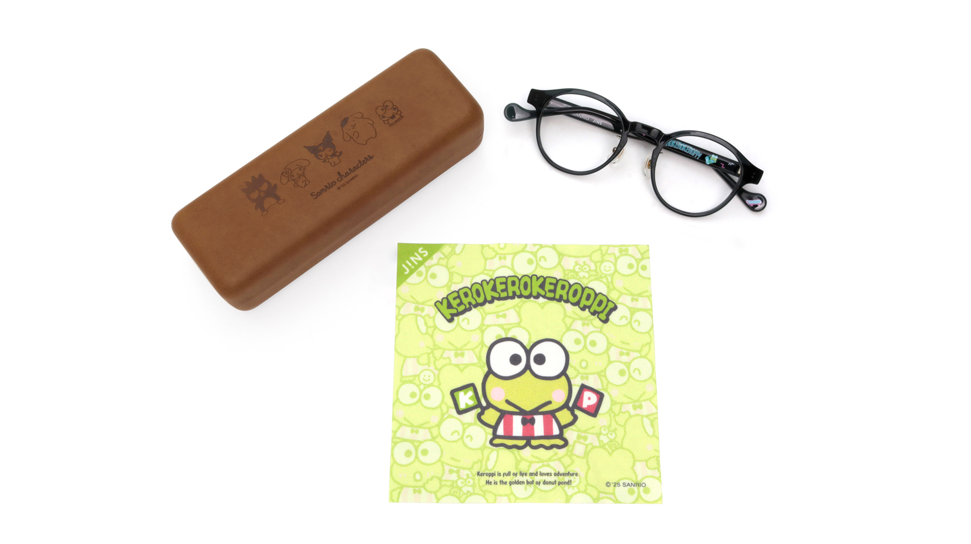 JINS又要搶破頭了！「三麗鷗聯名眼鏡系列」巨萌登場！美樂蒂、酷洛米、布丁狗、酷企鵝、大眼蛙跳上鏡框，伴你一同展望2025！